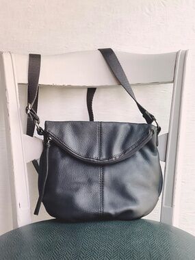 the Sak Leather Crossbody Zipper Flap Multi Compartment Slate Grey